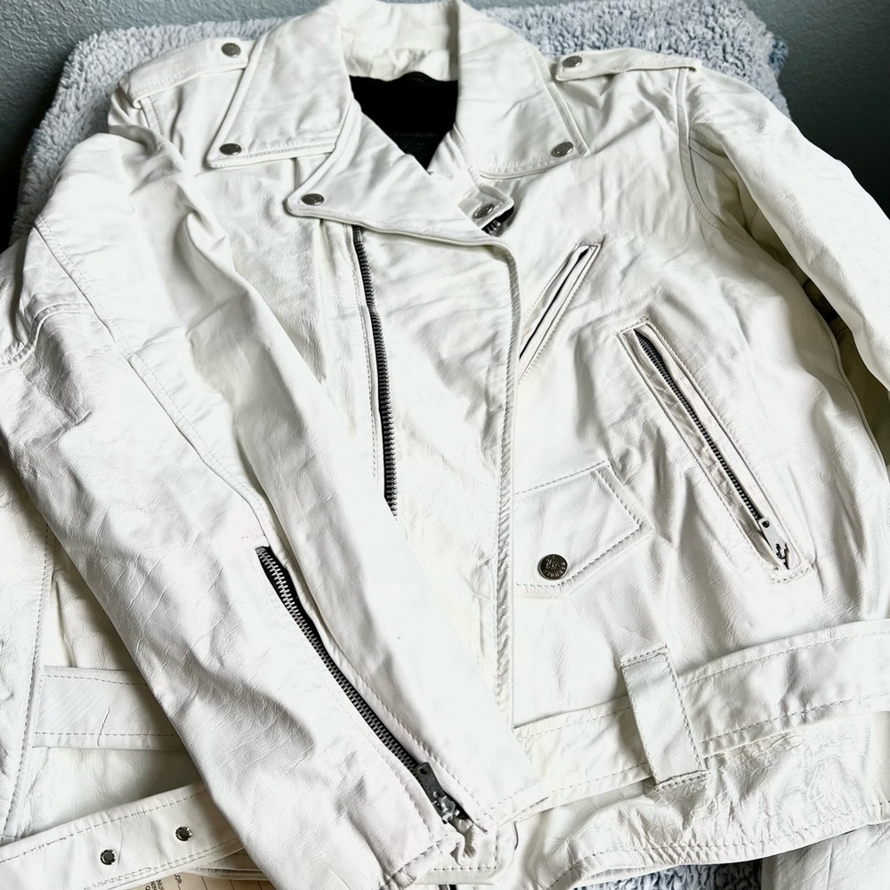 Moto Jacket, White Leather & Wool Lining, Mens Size XL, NWT, Branded Garment Inc